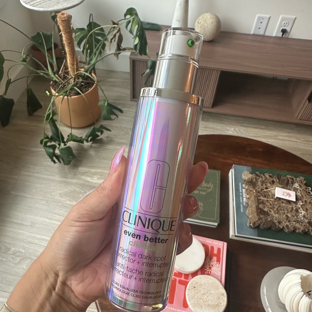 Clinique Even Better Radical Dark Spot Corrector